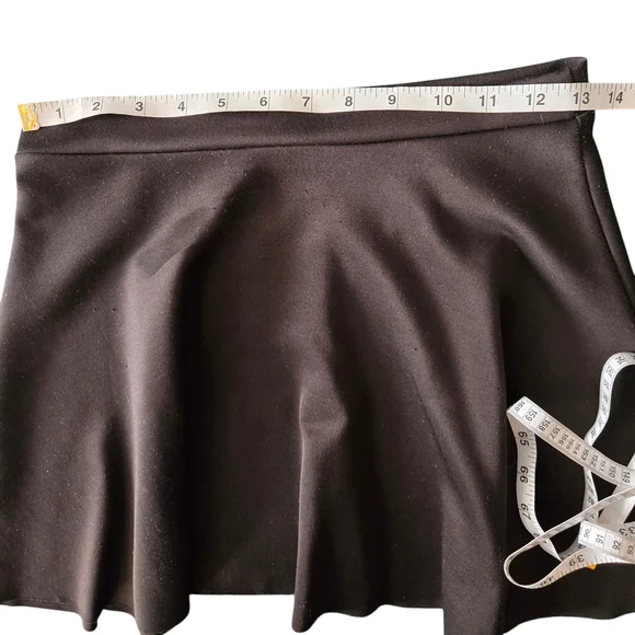 Black A-Line Skater Skirt – Seductions by Sirens (Size S) - Picture 4 of 4